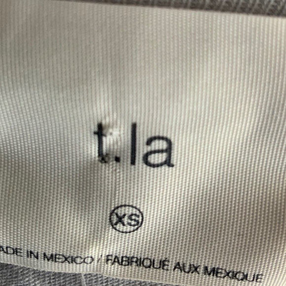 Anthropologie t.la Light Grey V Neck Babydoll Ruffle Peplum Cotton Tunic XS (S) - Picture 6 of 10